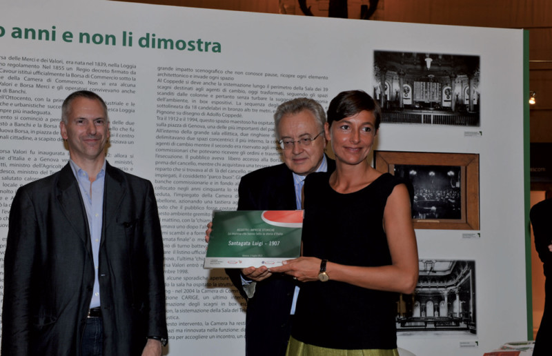 Santagata Luigi - 1907. Handover of the plate marking the listing of the company on the “Historic Company Register”. Cristina Santagata, President of the company with Marco Doria, Major of the City of Genoa and Paolo Odone, President of the Chamber of Commerce of Genoa.